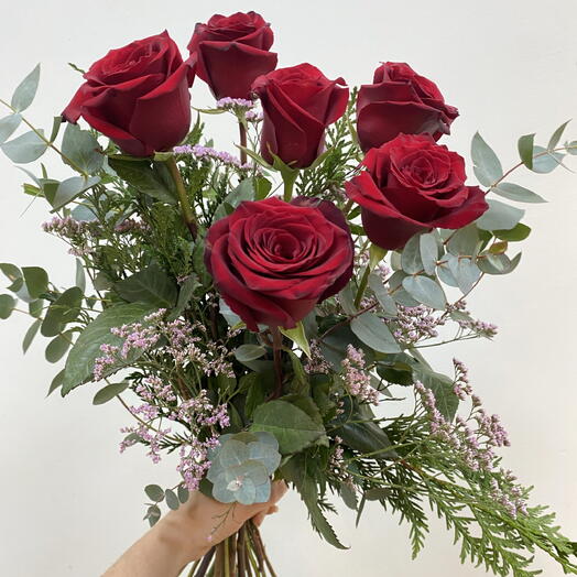 6 красных роз премиум