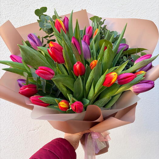 Pura Alegría: mezcla de tulipanes 30 tallos