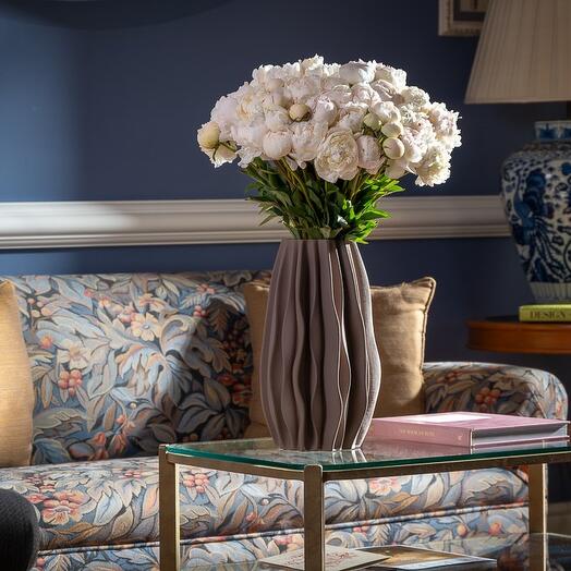 Bouquet of 50 white peonies