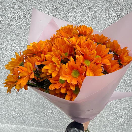 Ramo de crisantemos naranjas