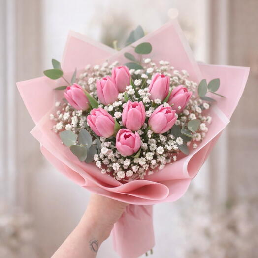 Ramo de tulipanes con paniculata