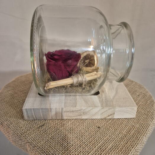 El mensaje rosa roja