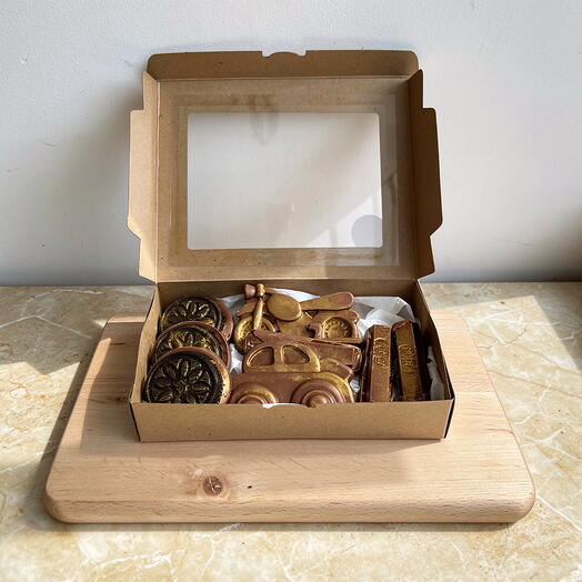 Set de Chocolates Artesanales Personalizados "Vehiculos y Felicidades" – Regalo de Cumpleanos Original