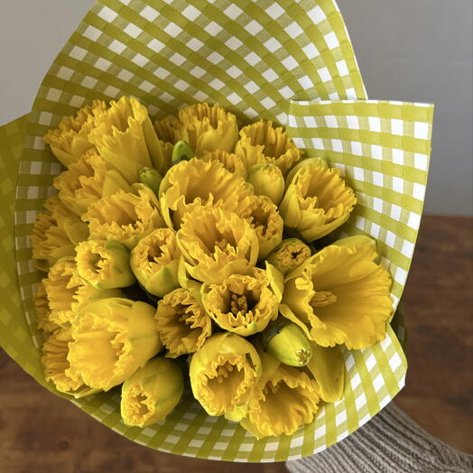 petit bouquet de narcisses jaunes