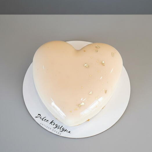 Pearlescent Heart Mousse Cake