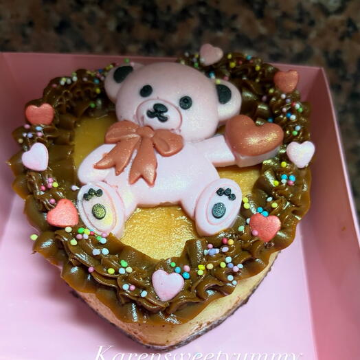 Chocoflan of Heart individual con osito de chocolate