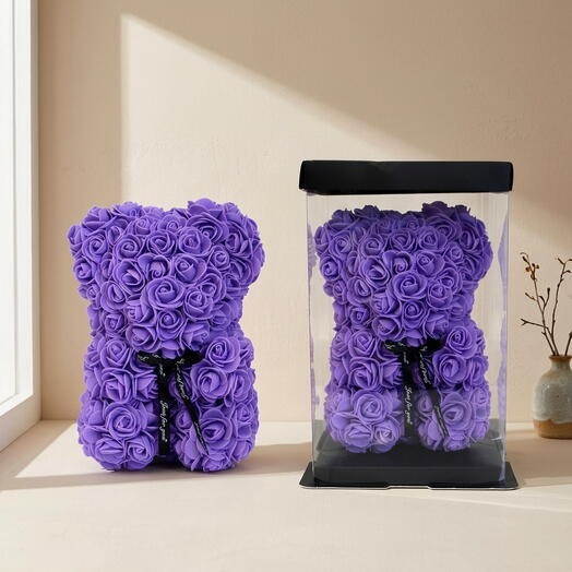 Oso de rosas rosadas