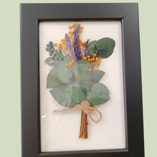 Мини-картина из стабилизированных цветов букет