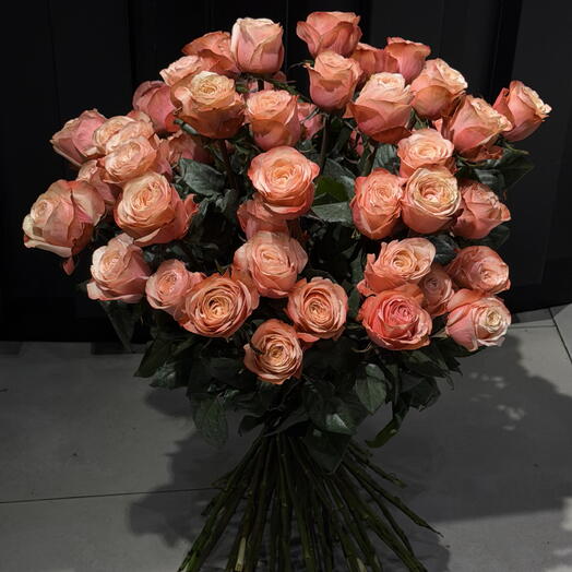 Bouquet of 50 Kahala Roses