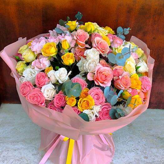 Ramo Alegria de rosas ramificadas