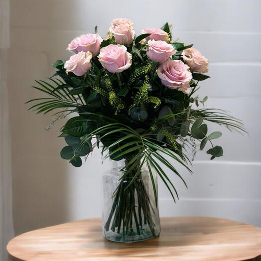 Ramo de 12 Rosas rosas (No incluye jarron)