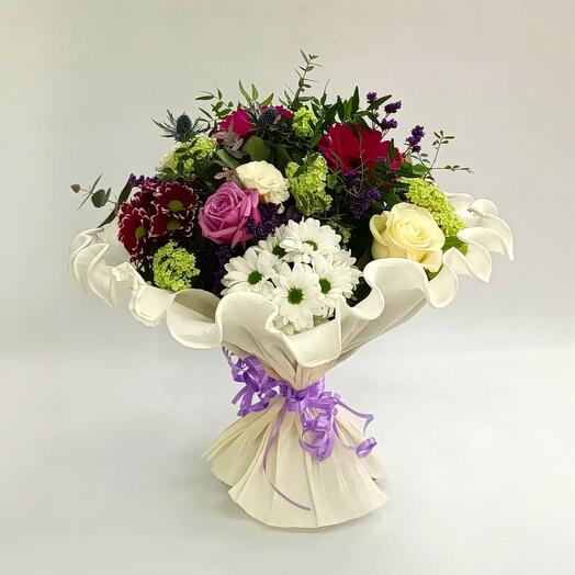 Ramo de Flores Bastet – Elegancia Floral Artesanal Inspirada en la Naturaleza