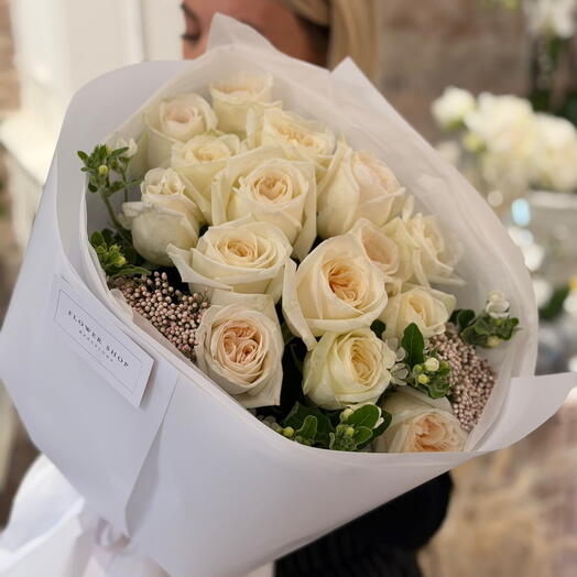 Букет білих троянд Охара