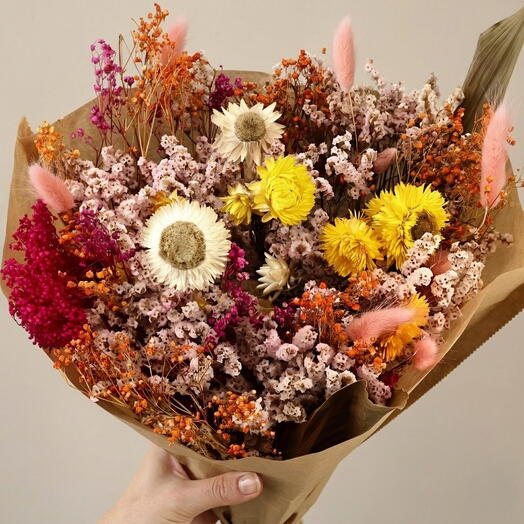 Різноманітний сухий букет
