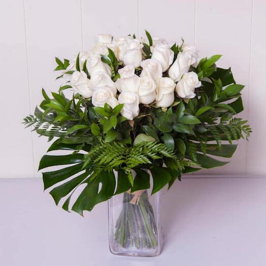 Ramo de 24 rosas blancas