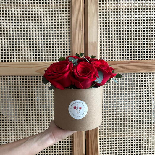 BOMBONERA ROSAS ROJAS (8)