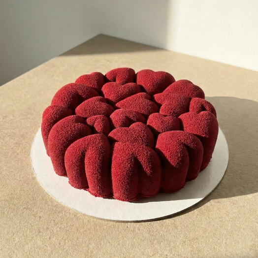 Tarta Mousse Roja Velvet de Corazones – Pastel Romantico Artesanal