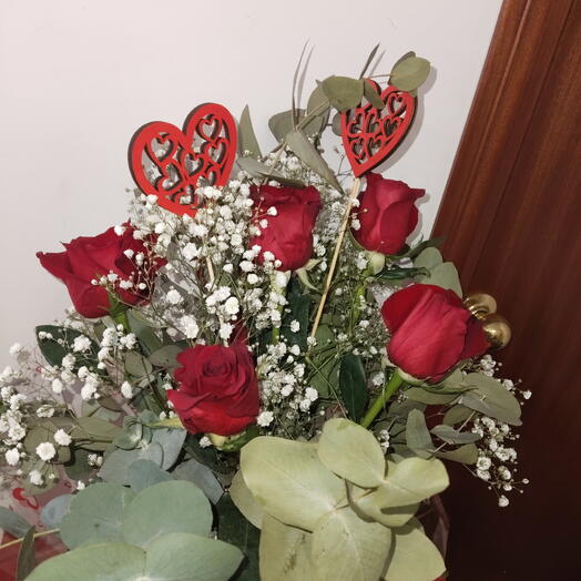 Букет из 6 роз