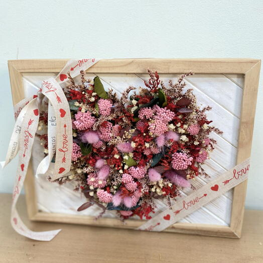 Heart preserved flowers